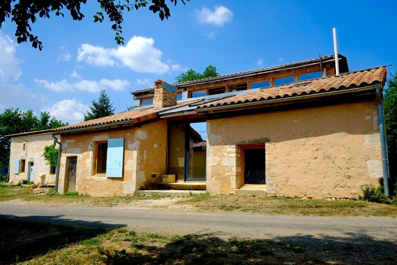 Chambres Des Forges Cellefrouin Екстер'єр фото